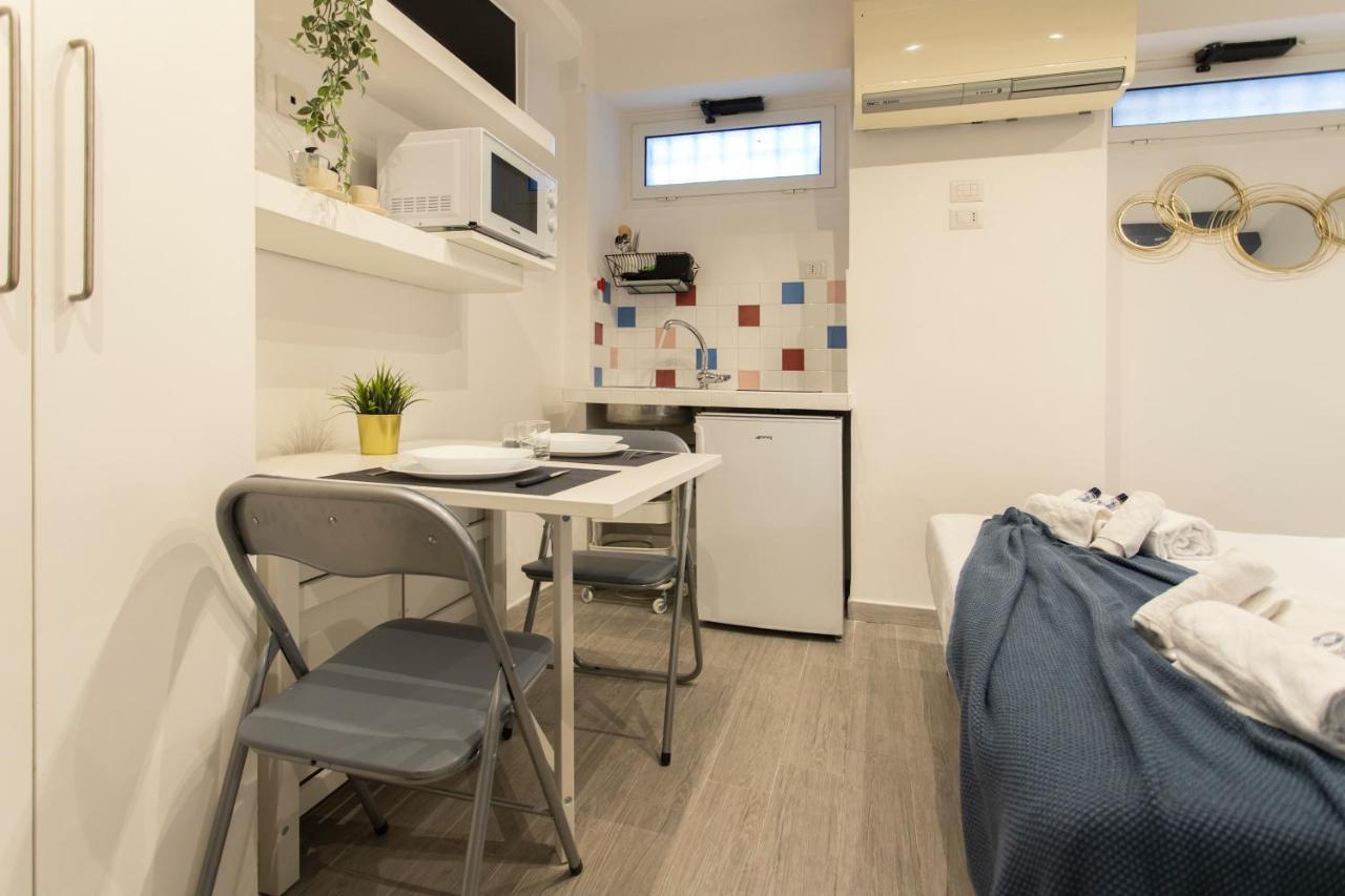 Nina - Tiny Suite In Trastevere โรม ภายนอก รูปภาพ
