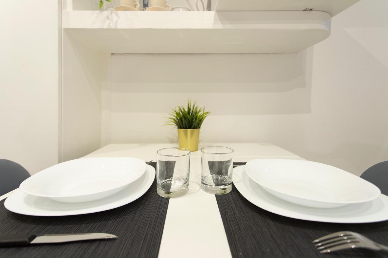 Nina - Tiny Suite In Trastevere โรม ภายนอก รูปภาพ